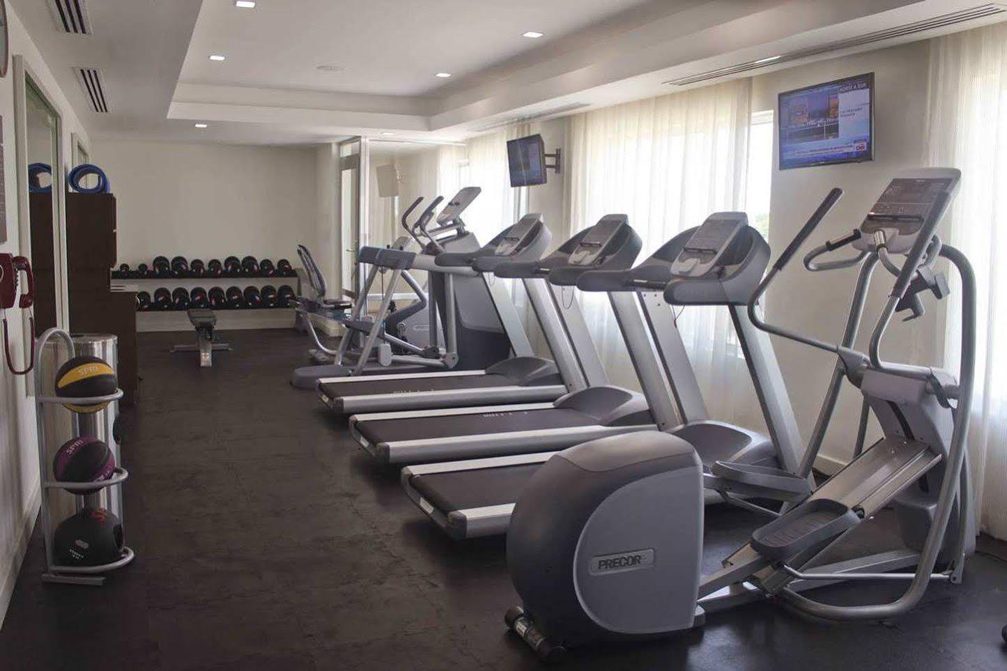Hampton Inn By Hilton מרידה מראה חיצוני תמונה
