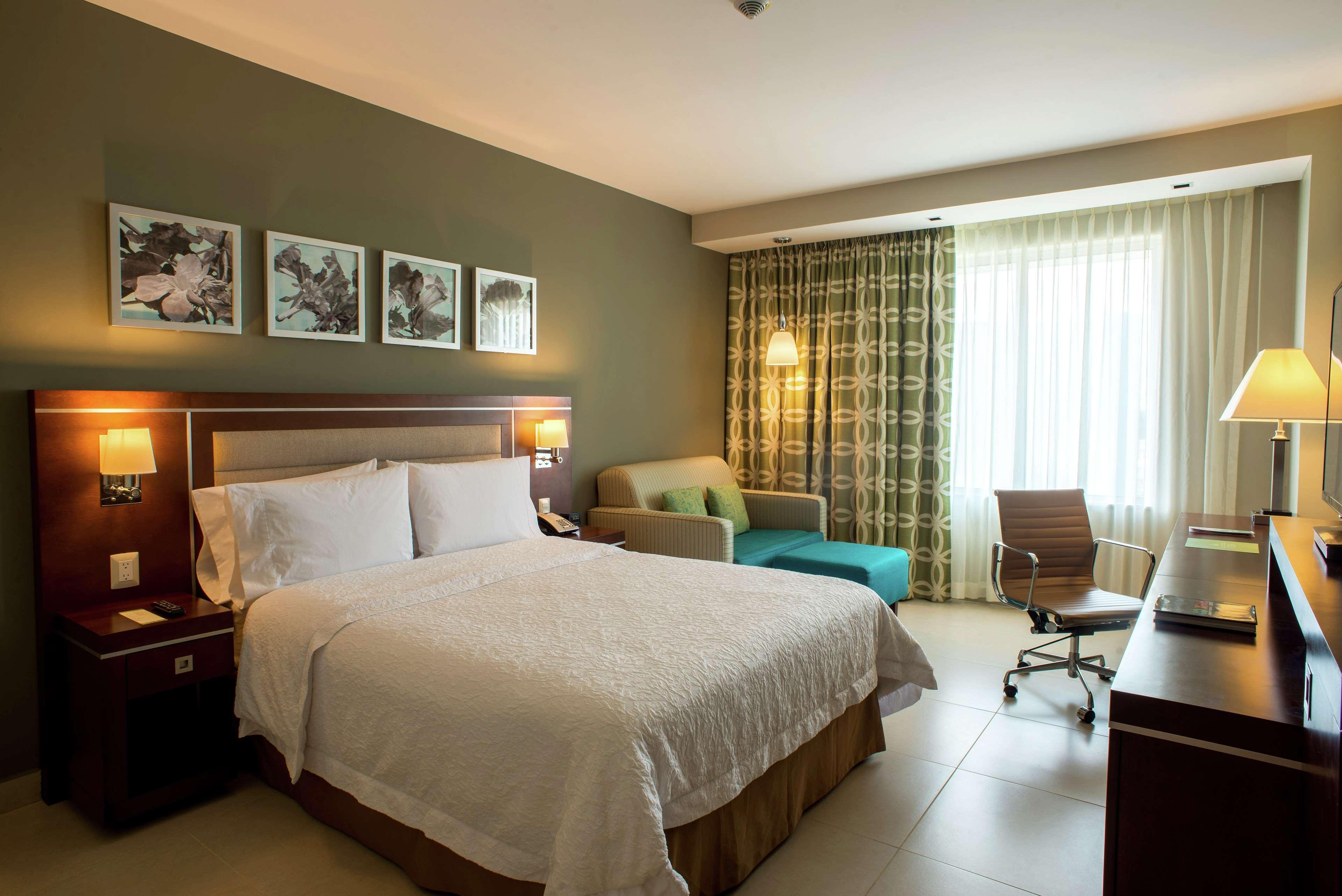 Hampton Inn By Hilton מרידה מראה חיצוני תמונה