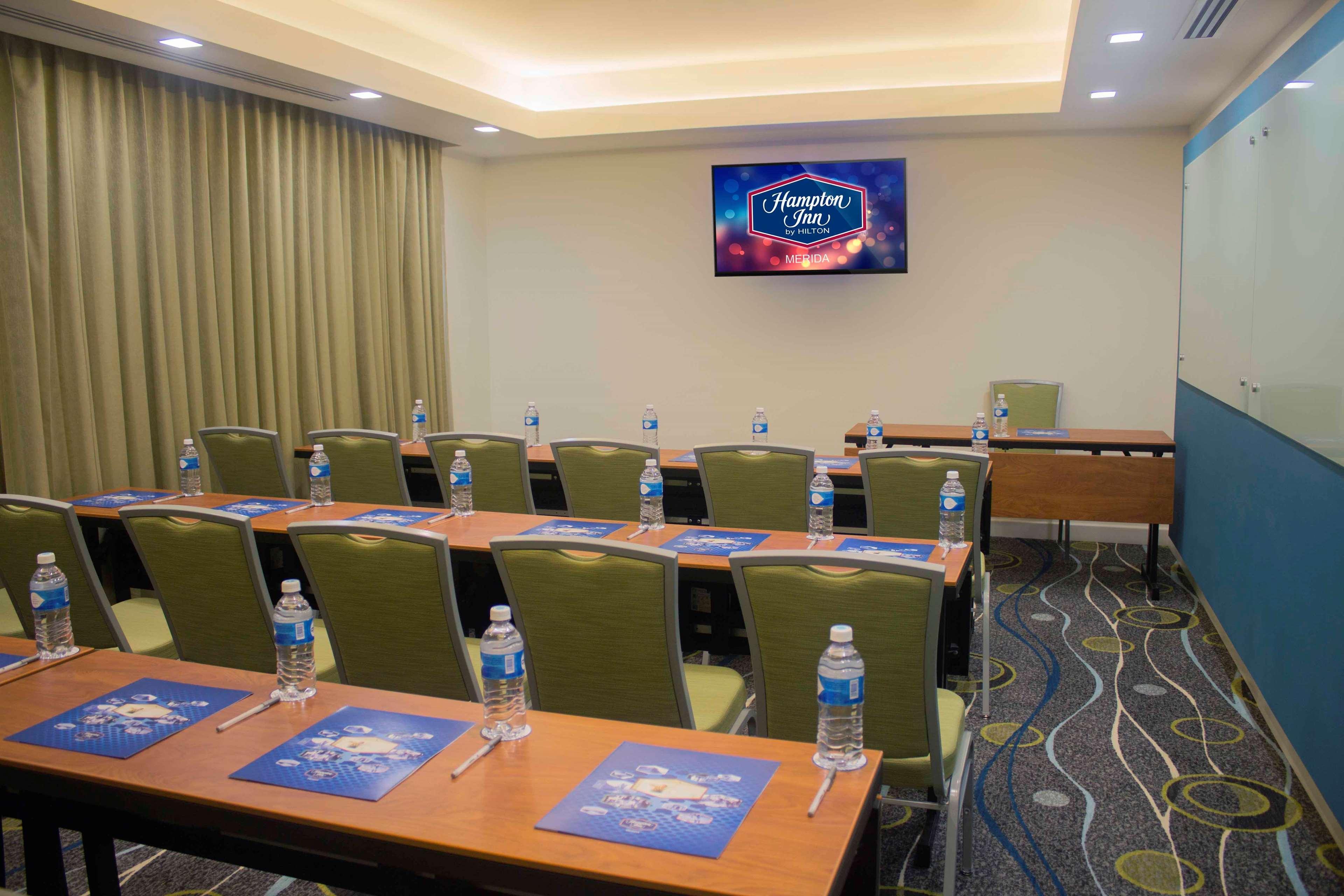 Hampton Inn By Hilton מרידה מראה חיצוני תמונה