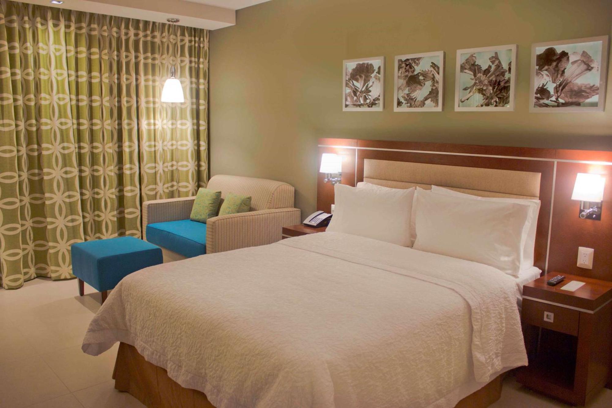 Hampton Inn By Hilton מרידה מראה חיצוני תמונה