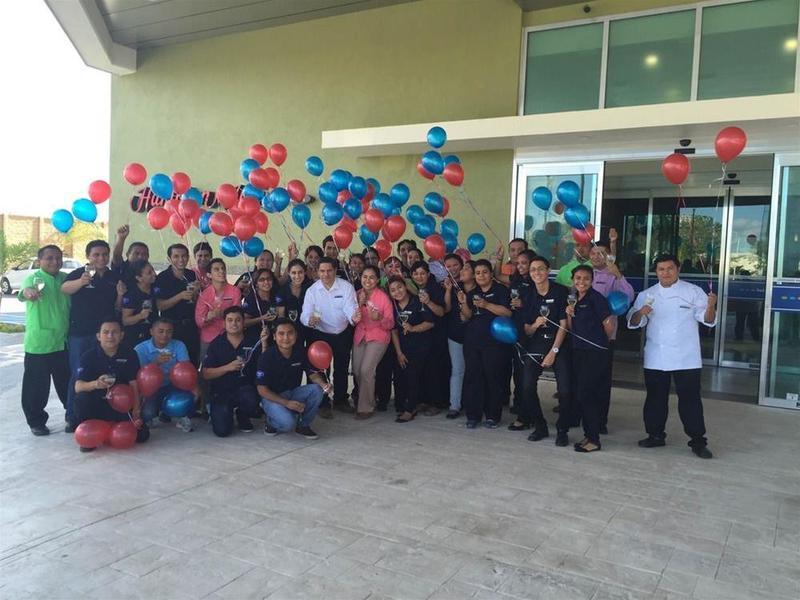 Hampton Inn By Hilton מרידה מראה חיצוני תמונה